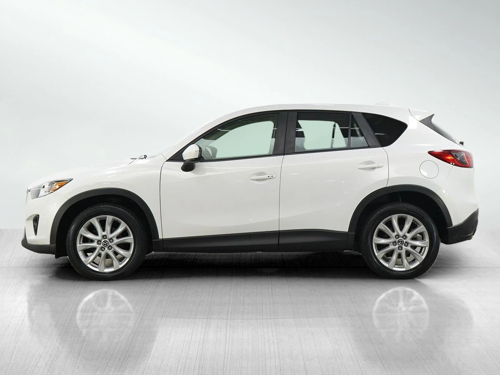 Used 2013 Mazda CX-5 Grand Touring with VIN JM3KE4DE7D0110516 for sale in Burnsville, Minnesota