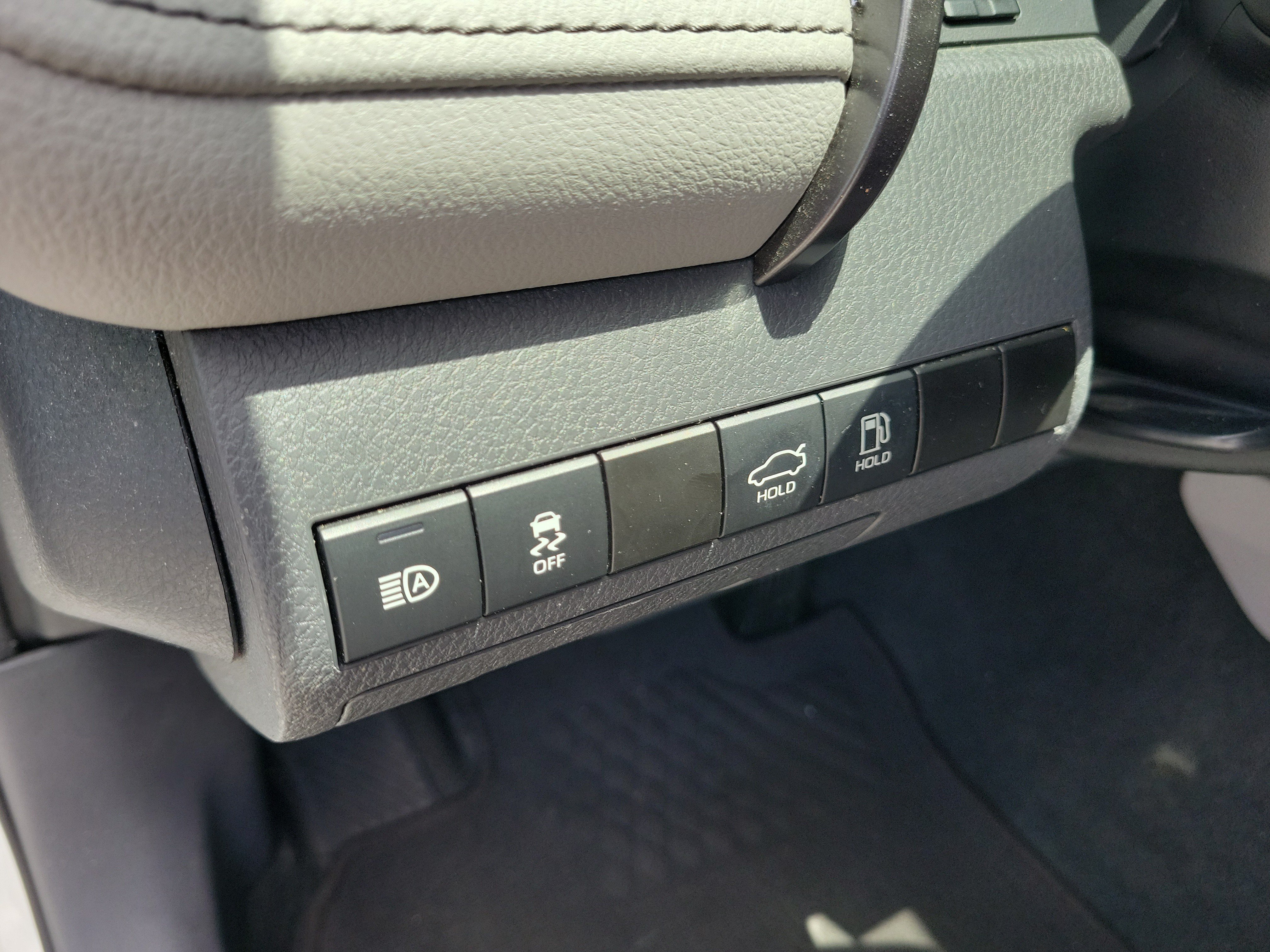 Used 2023 Ice Toyota SE image 22