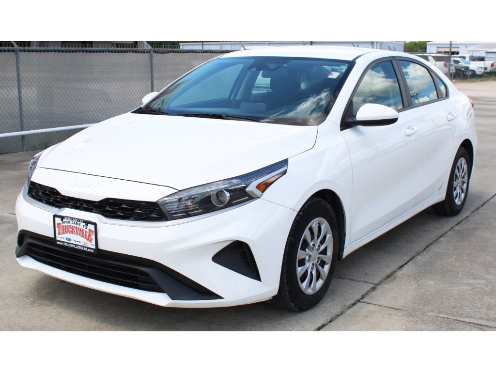 Used 2023 Clear White Kia LX image 2