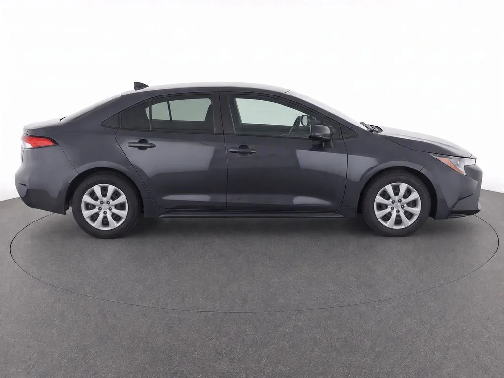 Used 2024  Toyota LE image 6