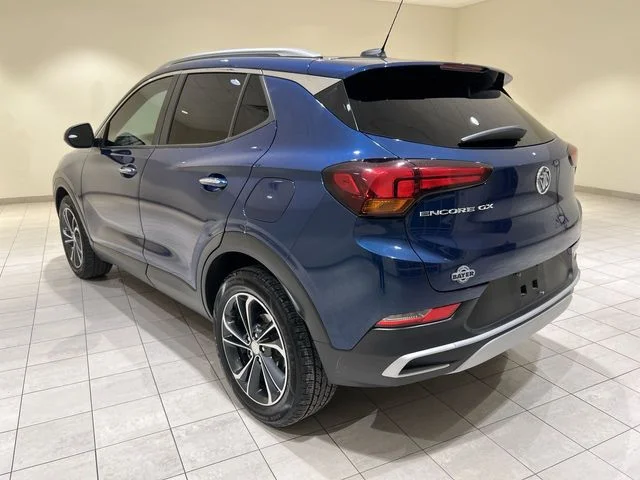 Used 2021 Deep Buick Select image 3