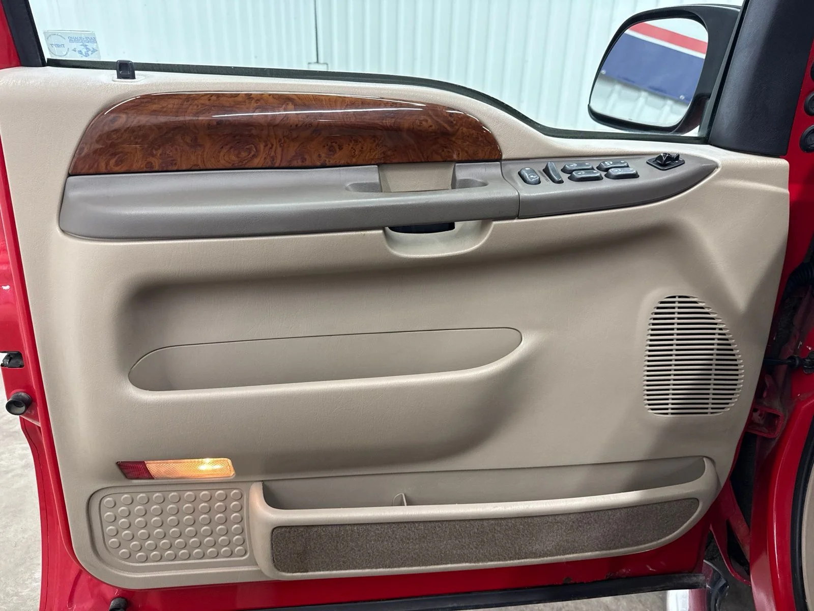 Used 2003 Red Ford XL image 13