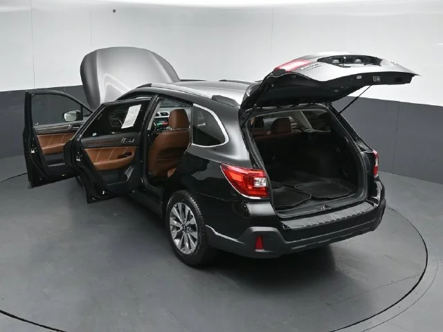 Used 2019 Crystal Black Silica Subaru 2.5i image 59