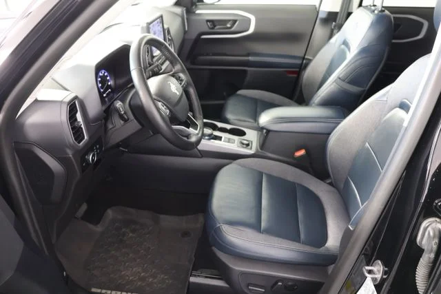 Used 2023 Black Ford Outer Banks image 19
