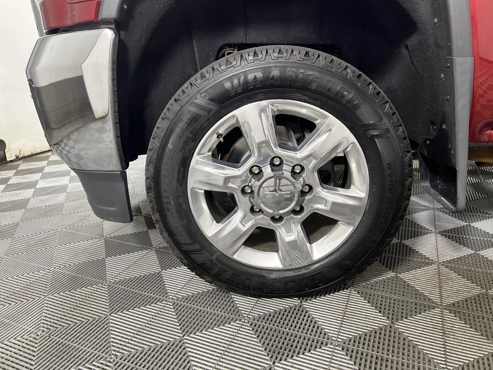 Used 2018 Red Quartz Tintcoat GMC SLT image 25