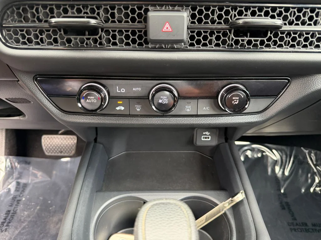 2025 Honda HR-V LX - Photo 24