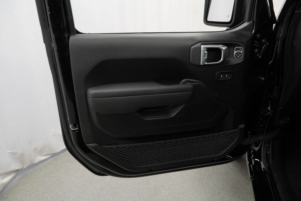 New 2027 Black Clear-Coat Paint Jeep Sport image 28