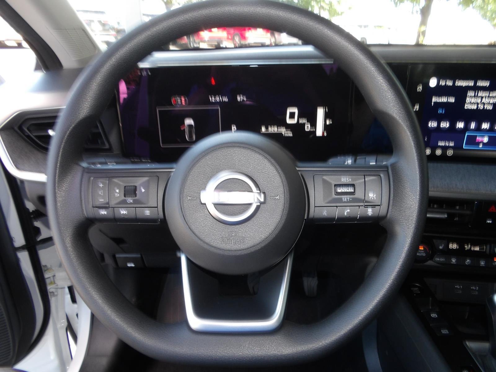 New 2026 Aspen White TriCoat / Super Black Two-tone Nissan SV image 26
