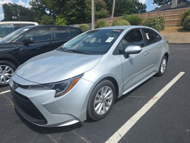 Pre-Owned 2024 Toyota Corolla LE FWD 4D Sedan