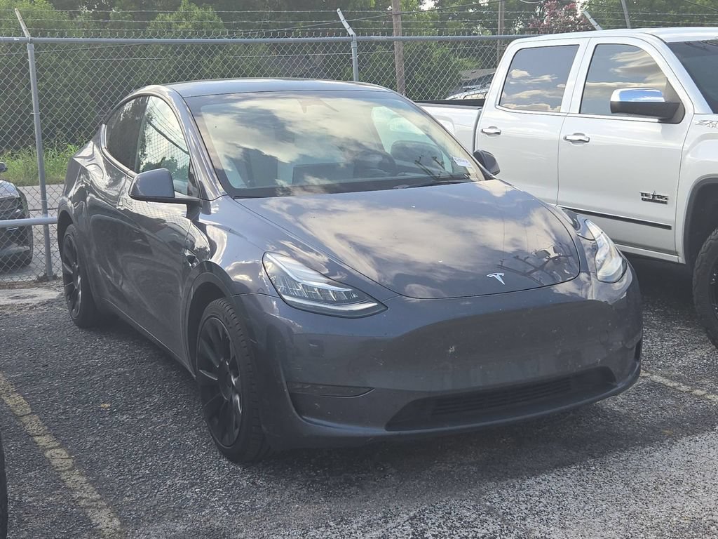 2023 Tesla Model Y Long Range Dual Motor All-Wheel Drive's photo