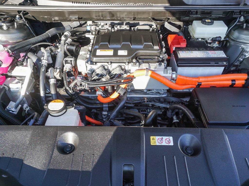 Used 2023  Toyota XLE image 25