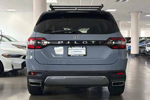 New 2026 Sonic Gray Pearl Honda EX-L image 5