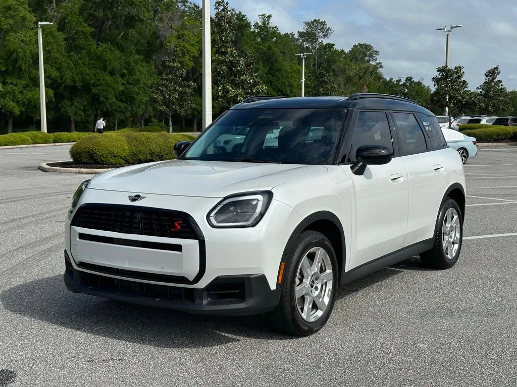 2025 MINI Countryman S ALL4's photo