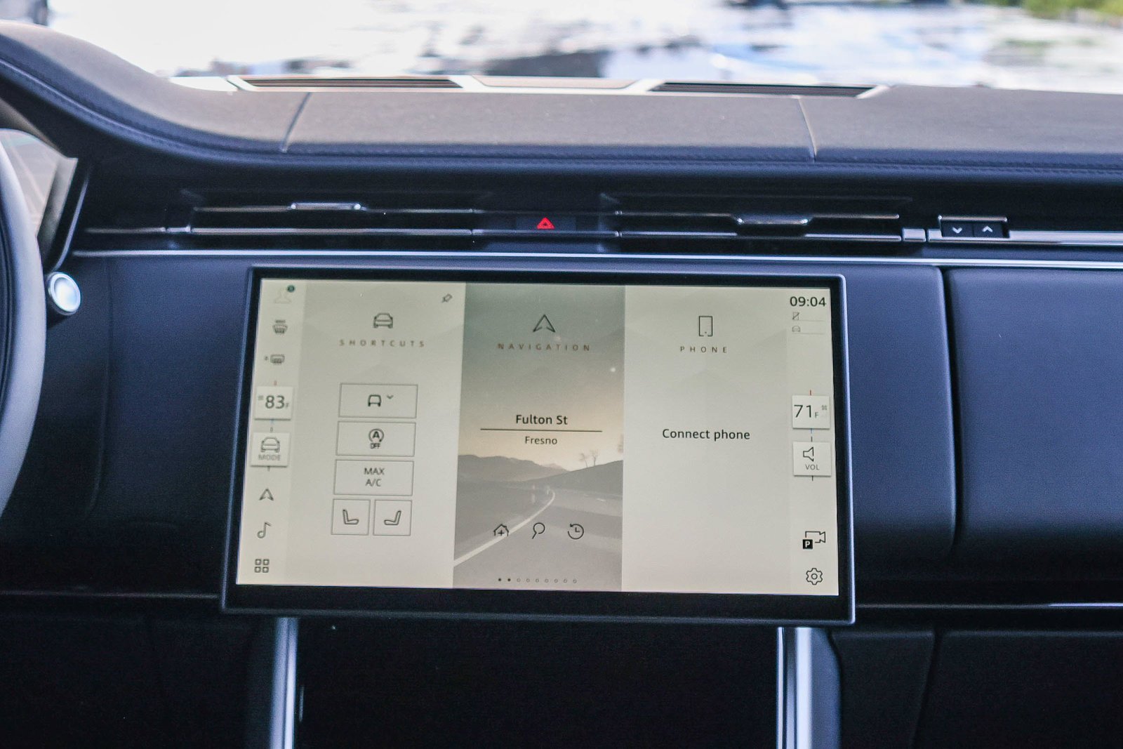 2026 Land Rover Range Rover SE - Photo 24