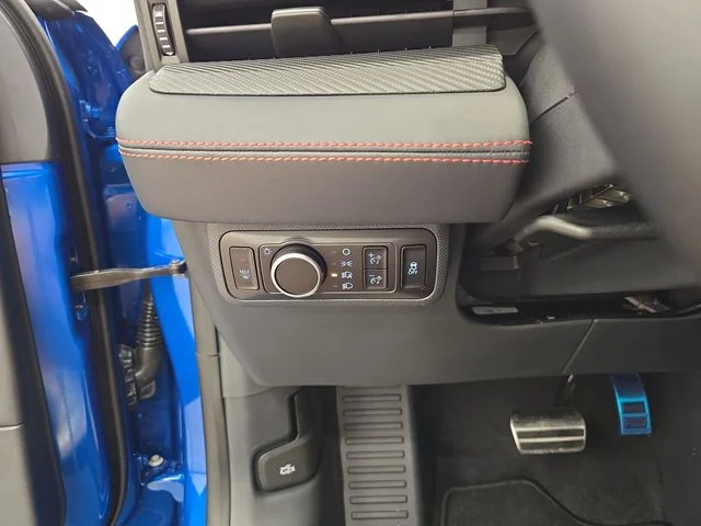 New 2026 Velocity Blue Metallic Ford Premium image 38