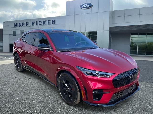 2025 Ford Mustang-Mach-e GT's photo