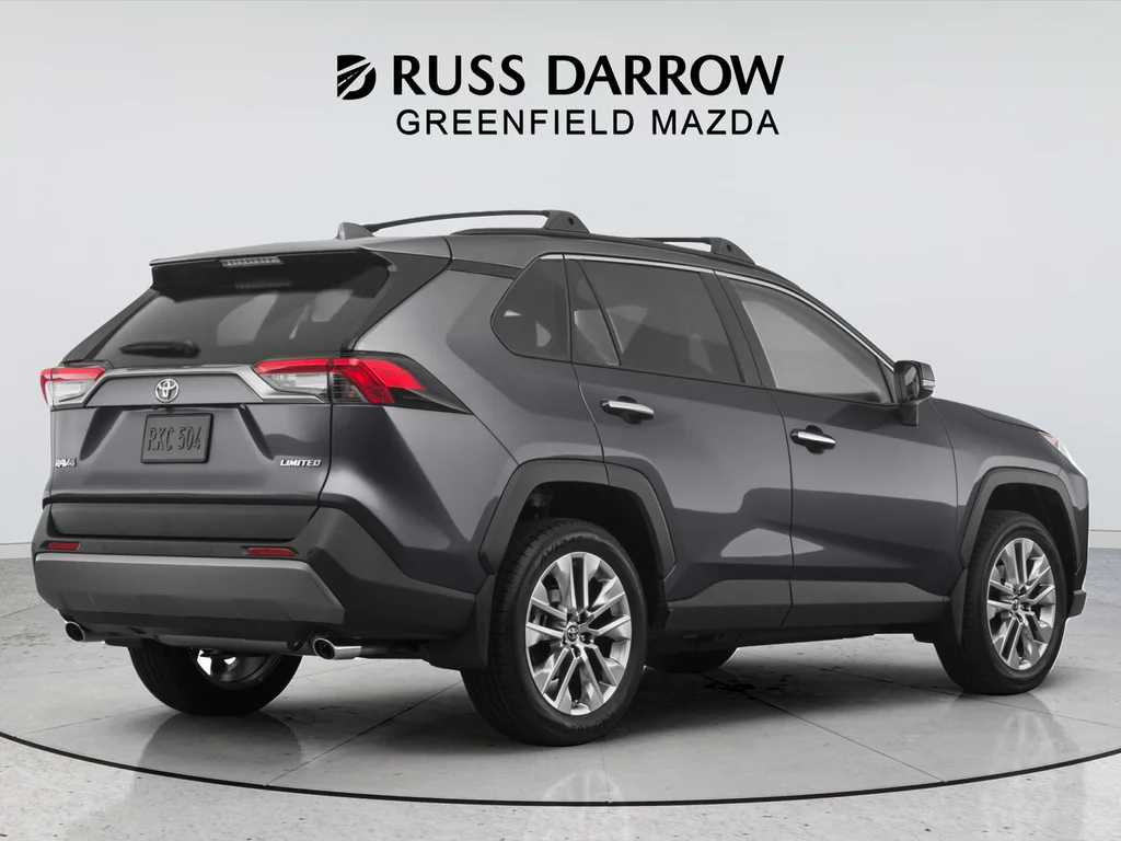 Used 2019 Gray Toyota XLE image 3