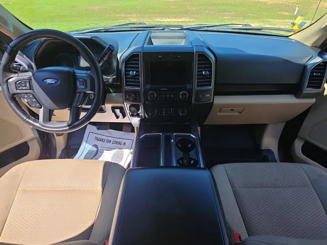 Used 2019 Gray Ford XLT image 10