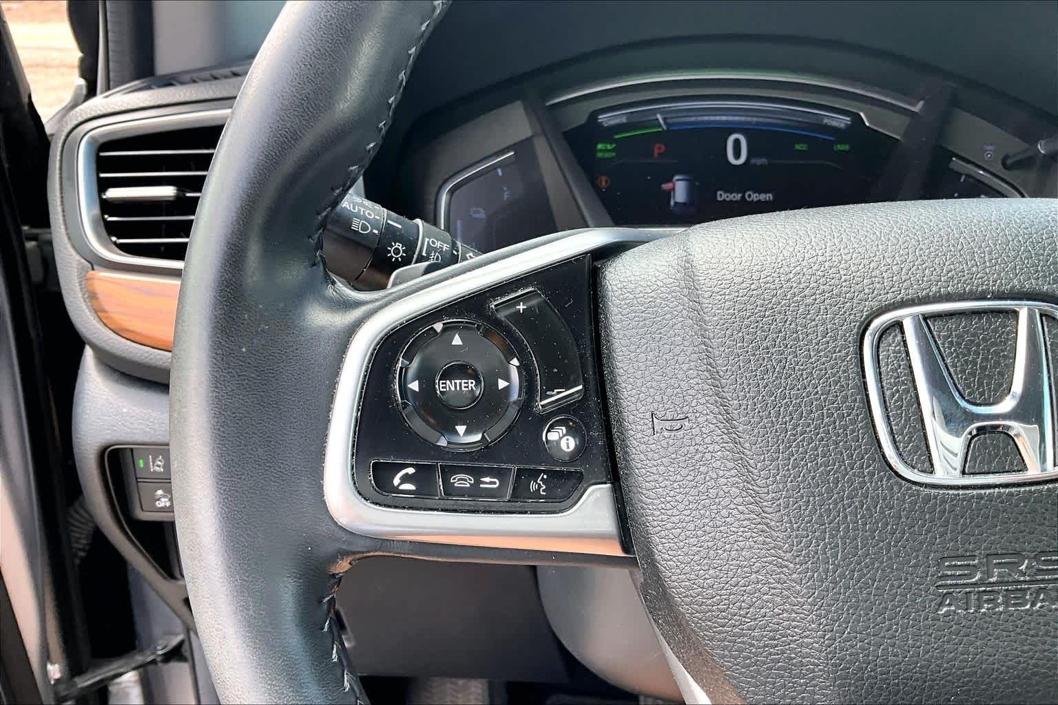 Used 2020 Lunar Silver Metallic Honda Touring image 20