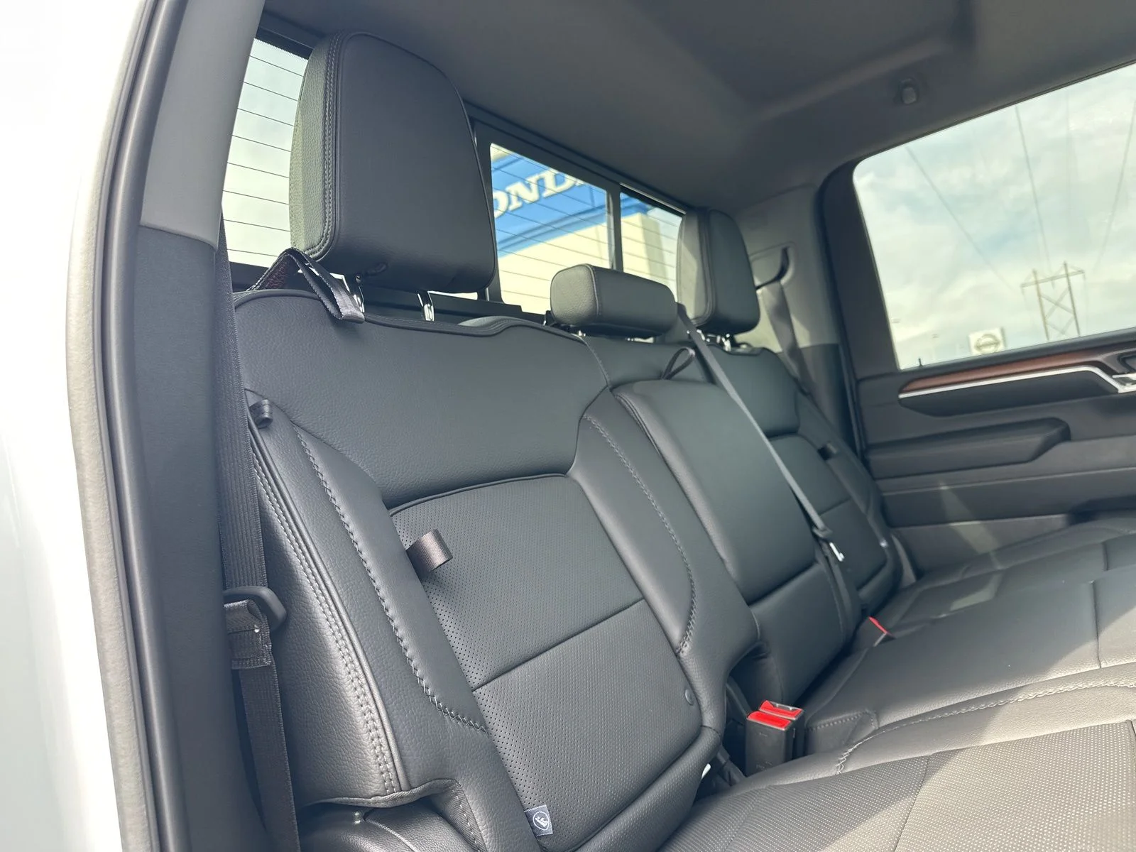2024 GMC Sierra 2500HD Denali - Photo 35