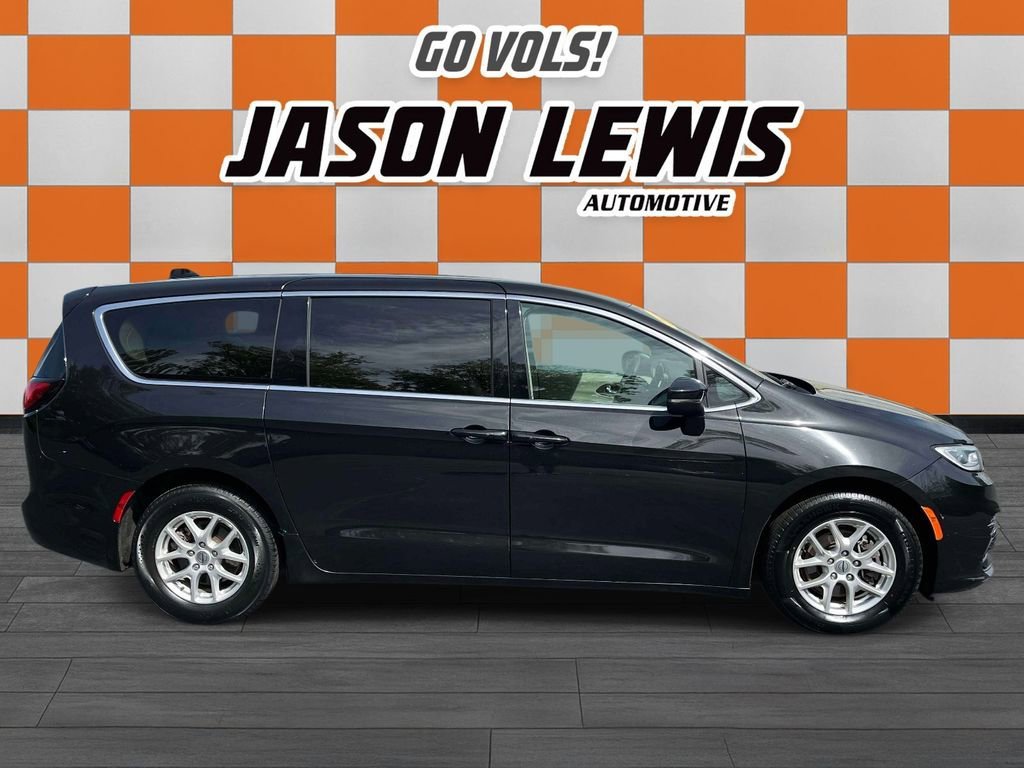 Used 2023 Brilliant Black C Chrysler Touring L image 2