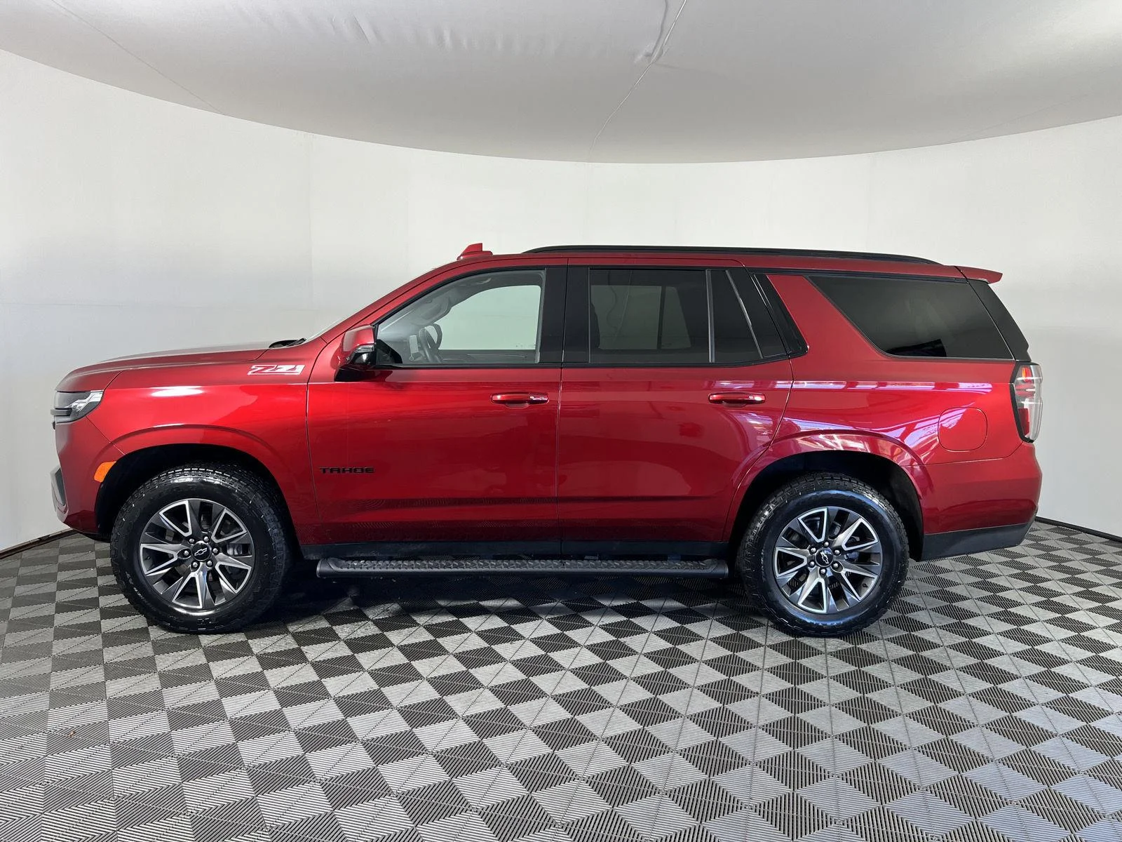 Used 2024 Radiant Red Tintcoat Chevrolet Z71 image 32