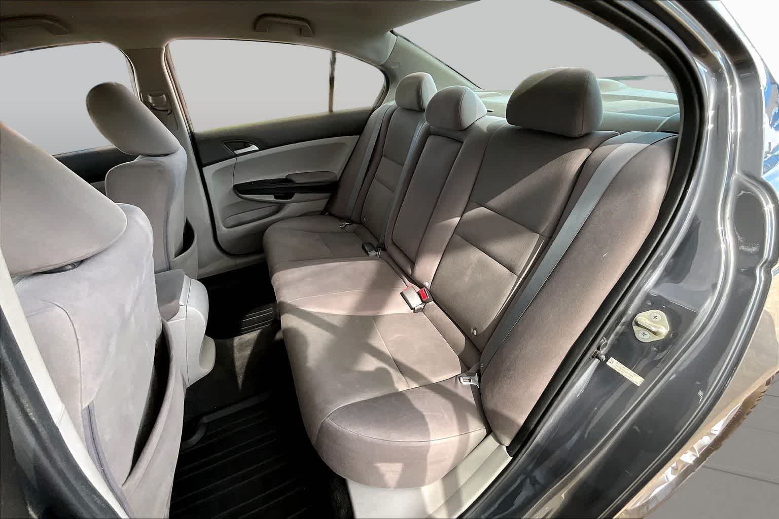 Used 2012 Polished Metal Metallic Honda LX Premium image 19