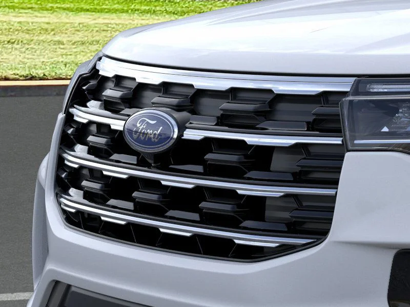 New 2026 Space White Metallic Ford Active™ image 17