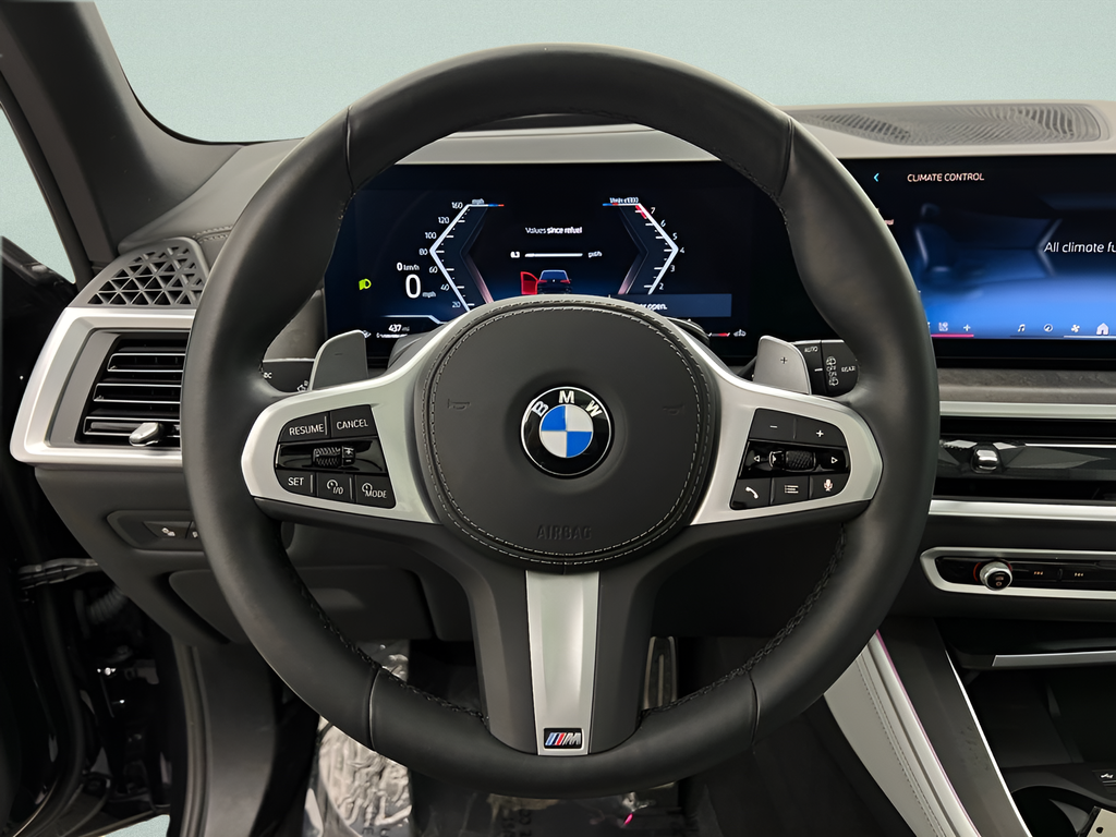 Used 2025 Carbon Black Metallic BMW xDrive40i image 23