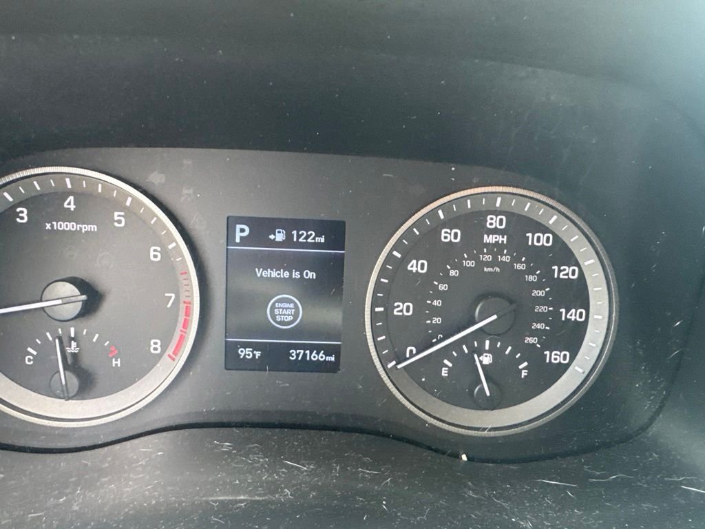 Used 2020 Black Hyundai Value image 7