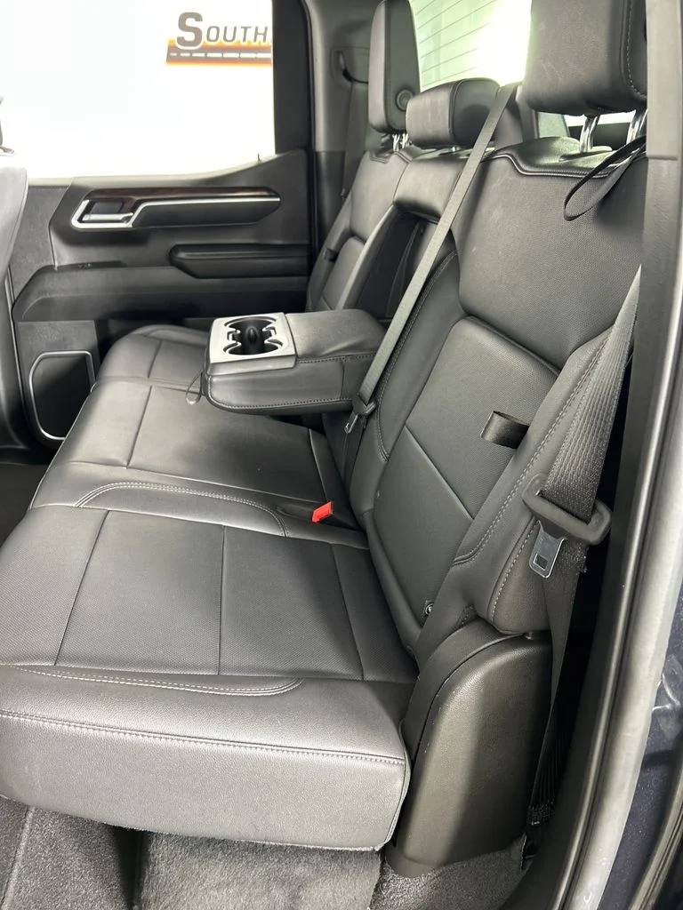 Used 2025 Silver GMC SLT image 20