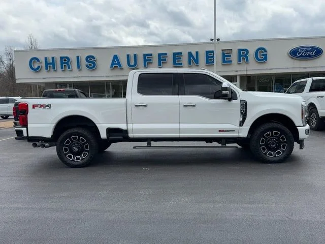 2024 Ford F-350 Platinum 4x4 Crew Cab 6-3/4' Box SRW's photo