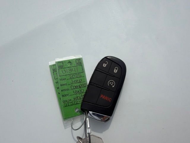 Used 2025 White Jeep Limited image 11