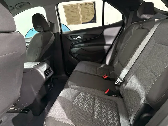 Used 2022 White Chevrolet LT image 16