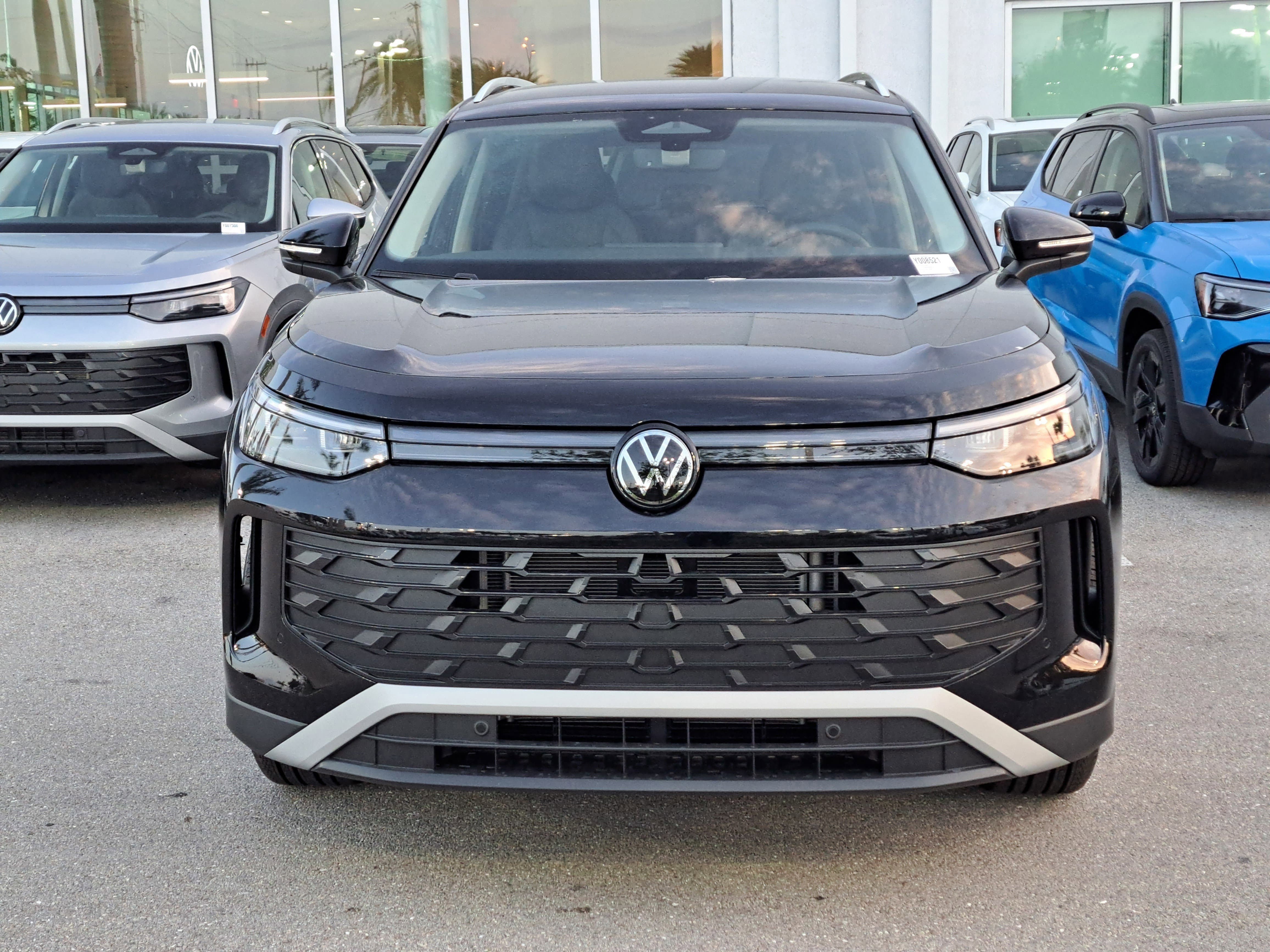 New 2026 Black Volkswagen 2.0T SE image 2