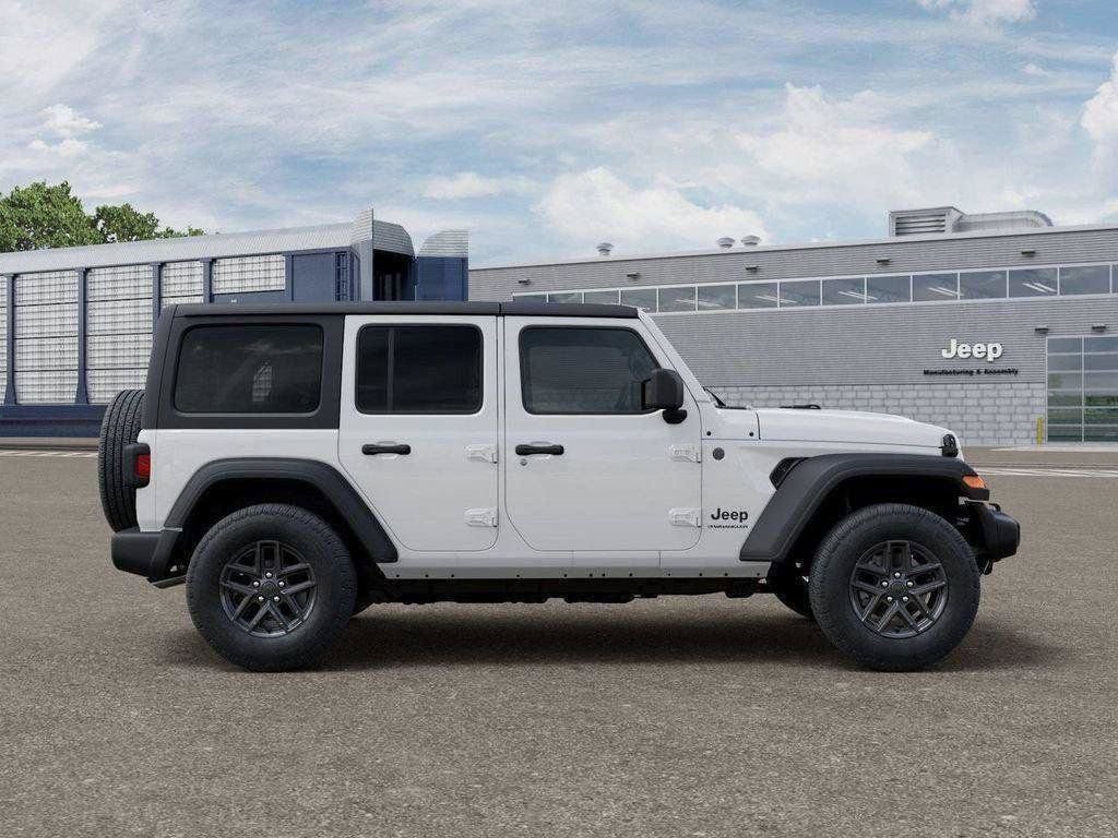 New 2026 Bright White Clear-Coat Exterior Paint Jeep Sport S image 31