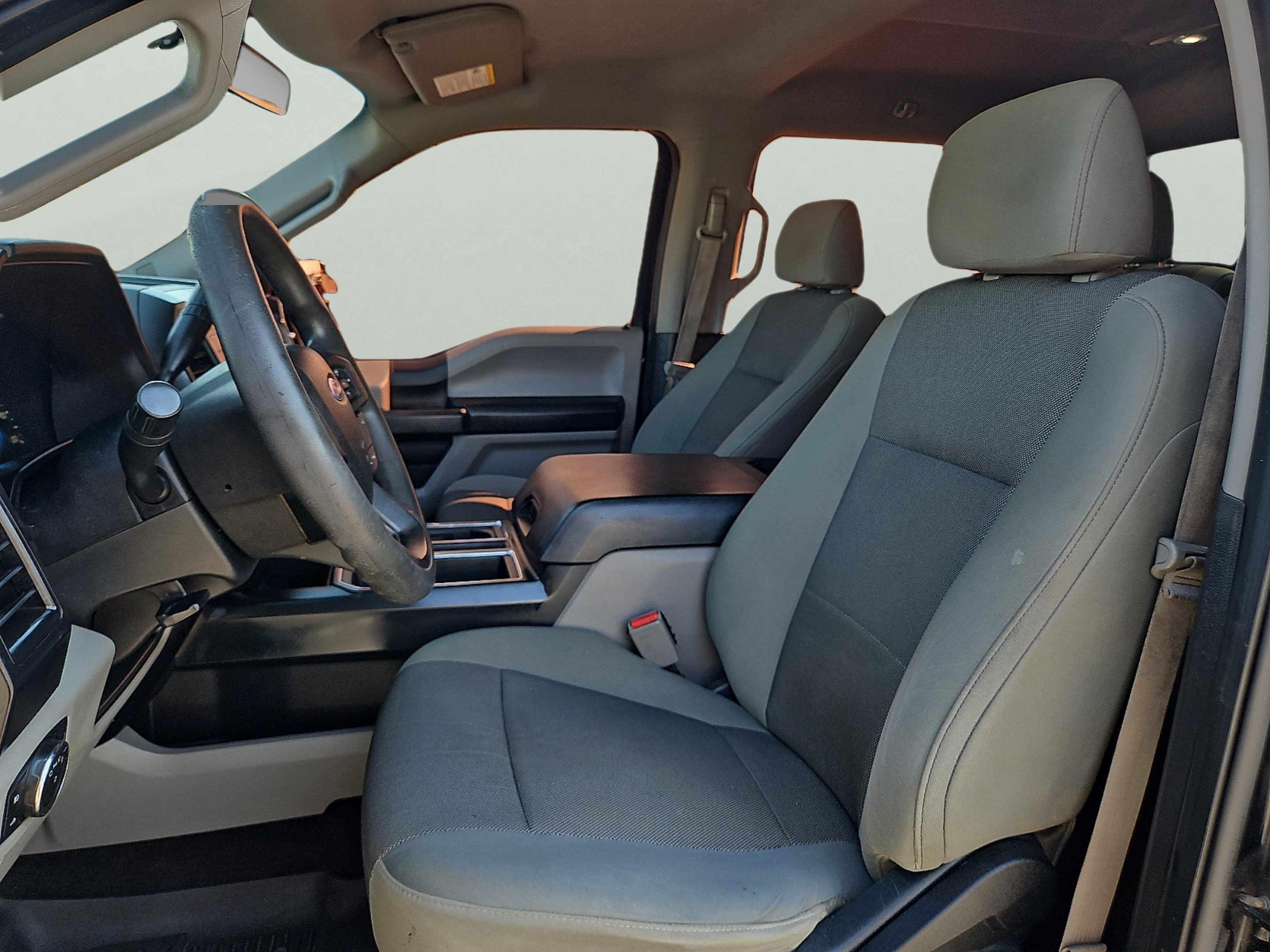 Used 2016 Shadow Black Ford XL image 12