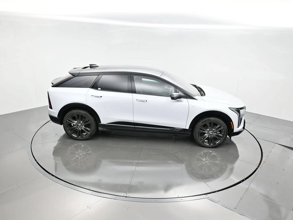 2027 Cadillac OPTIQ Premium Sport - Photo 49
