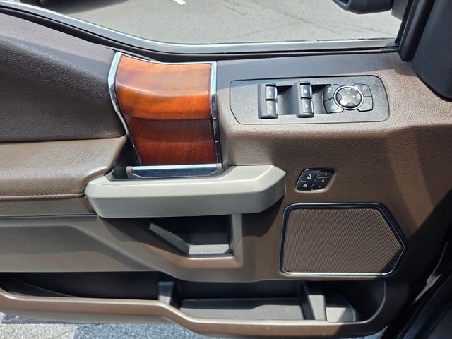 Used 2020  Ford King Ranch image 29