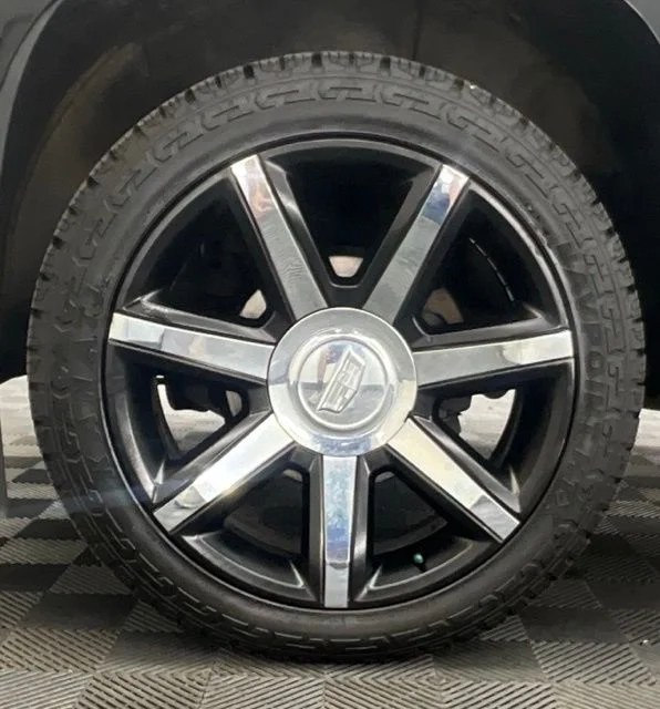 Used 2017 Black Cadillac Luxury image 29