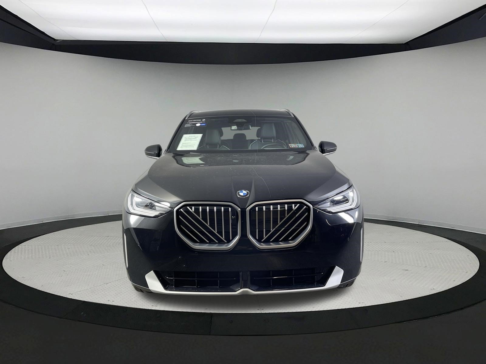 Used 2025 BLACK SAPPHIRE BMW 30 xDrive image 2
