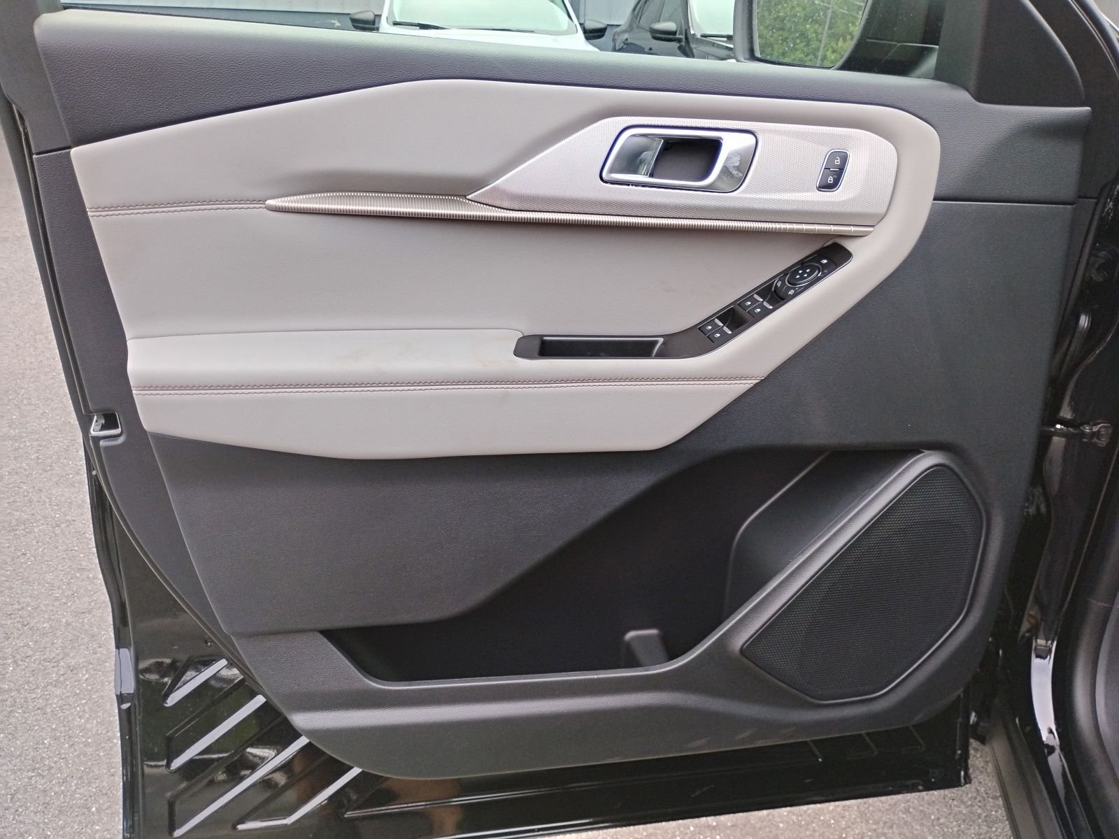New 2026 Agate Black Metallic Ford Active image 18