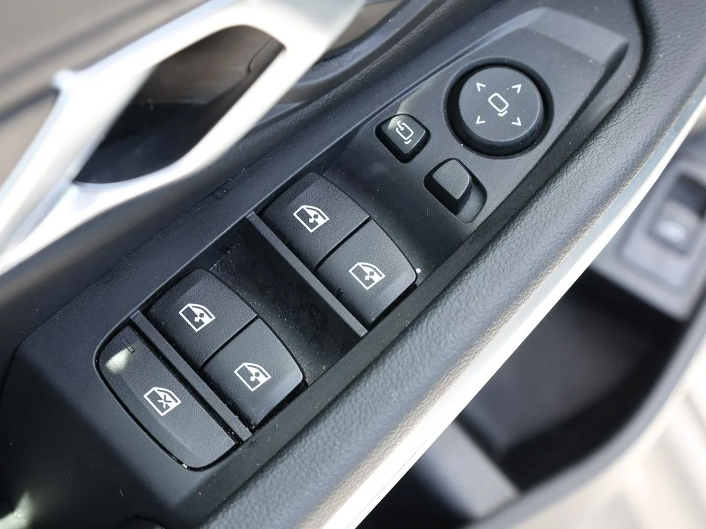 2026 BMW 3 Series 330i - Photo 12