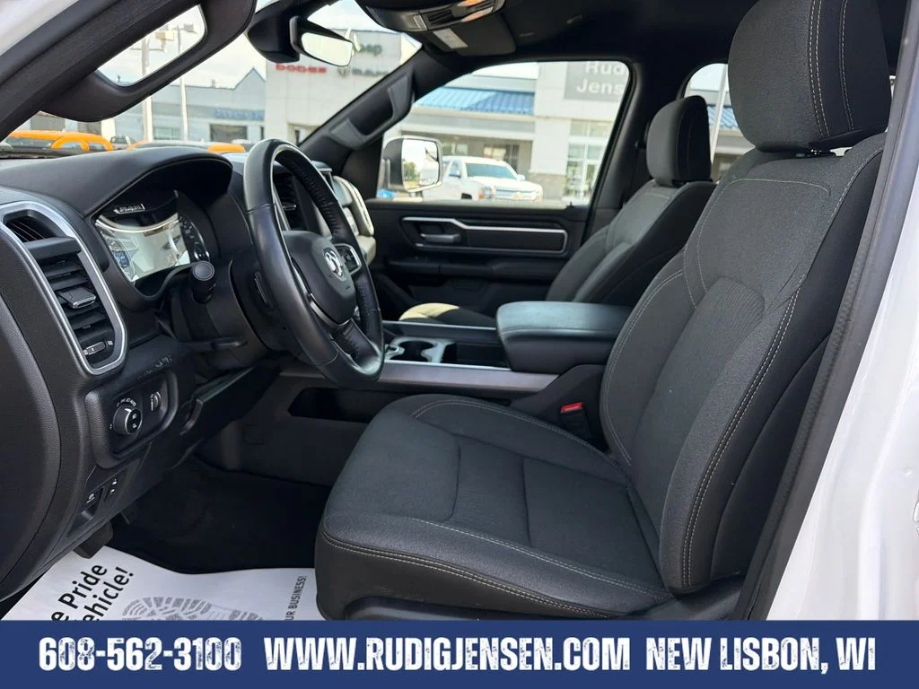 Used 2022 White Ram Big Horn/Lone Star image 9