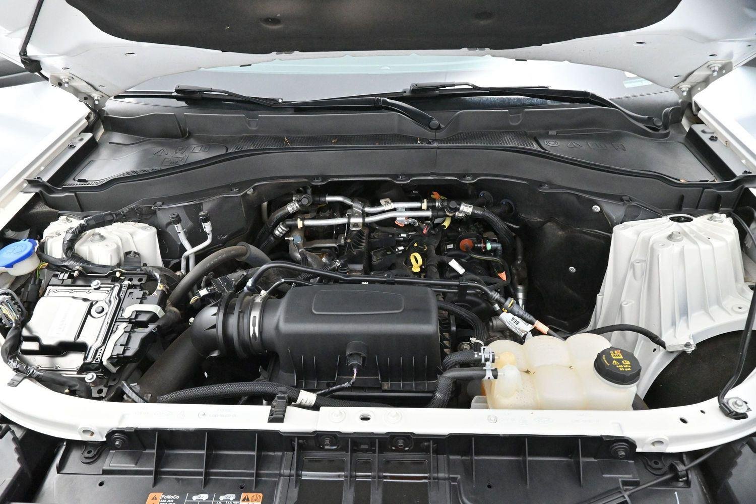 Used 2023 Oxford White Ford XLT image 39