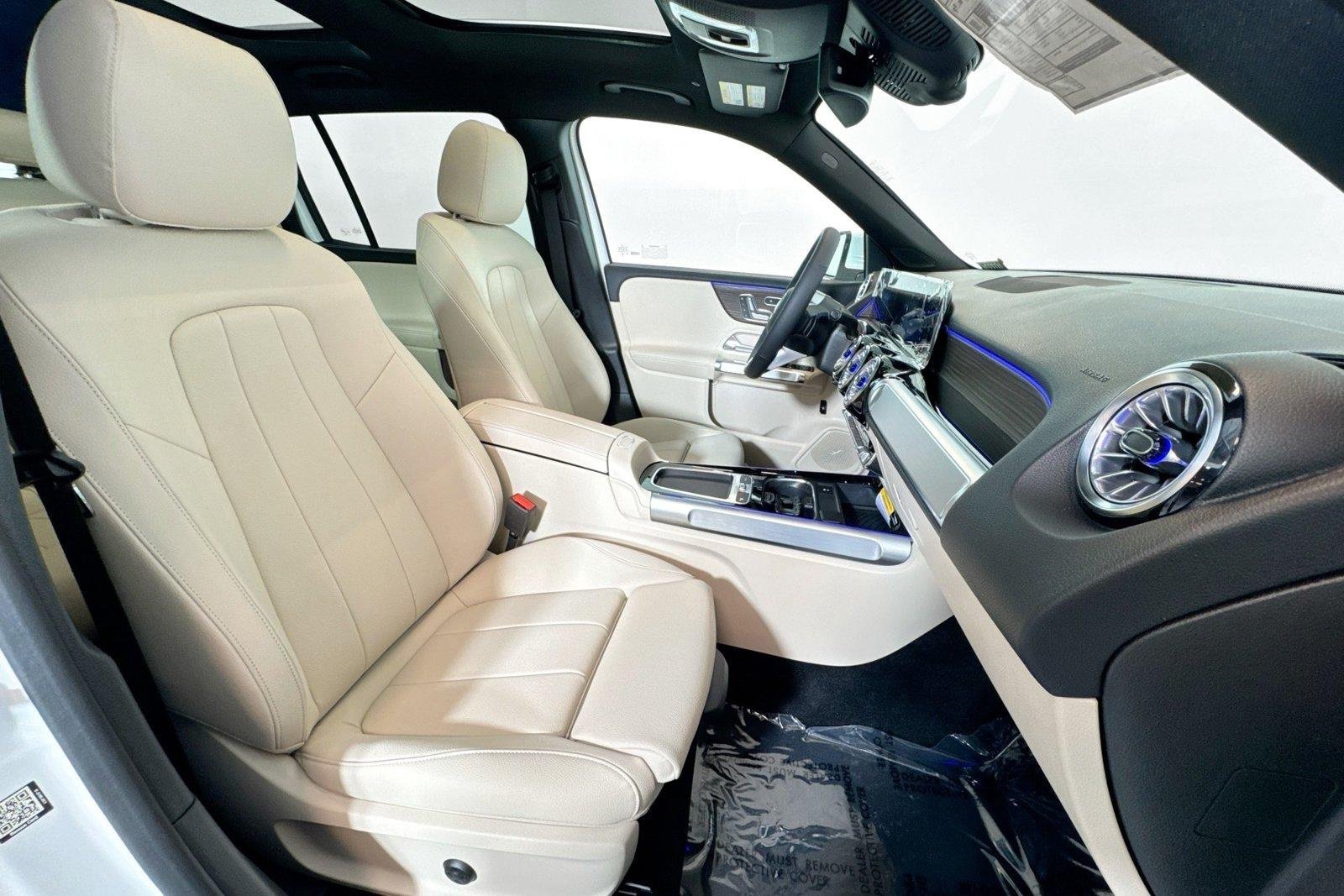 New 2026 Polar White Mercedes-Benz GLB 250 image 26
