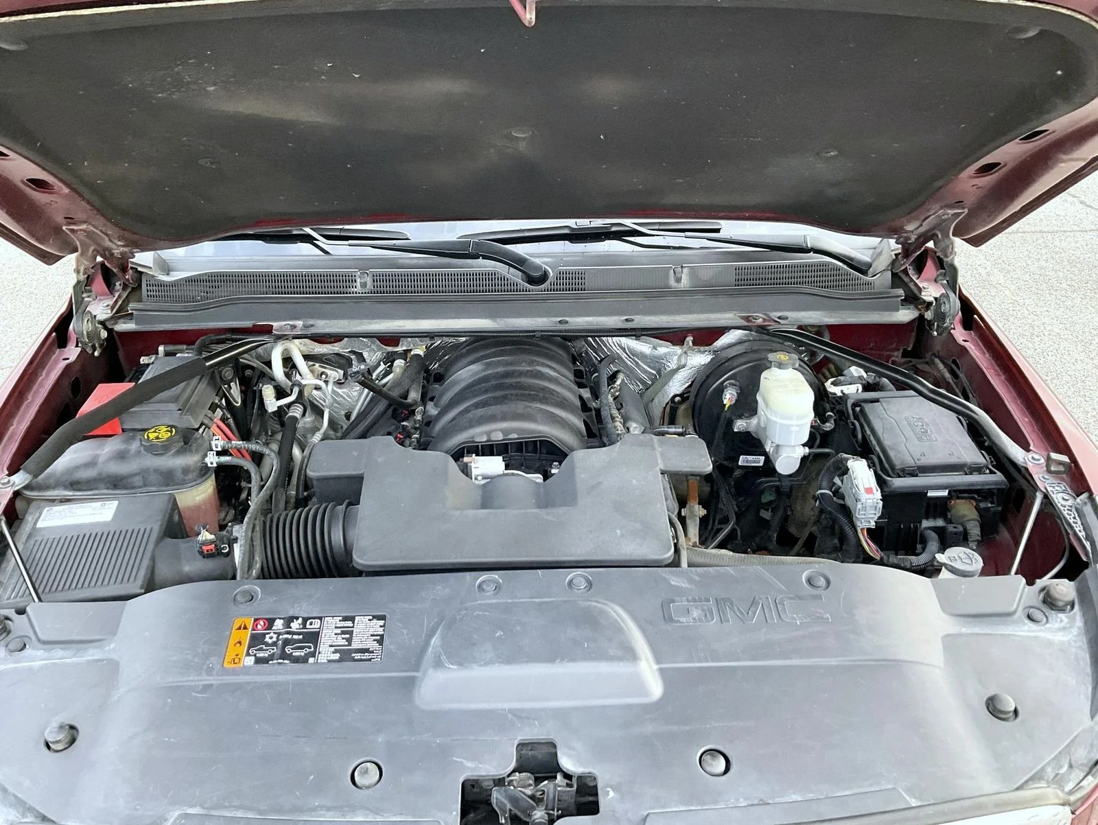 Used 2018 Red GMC SLT image 26