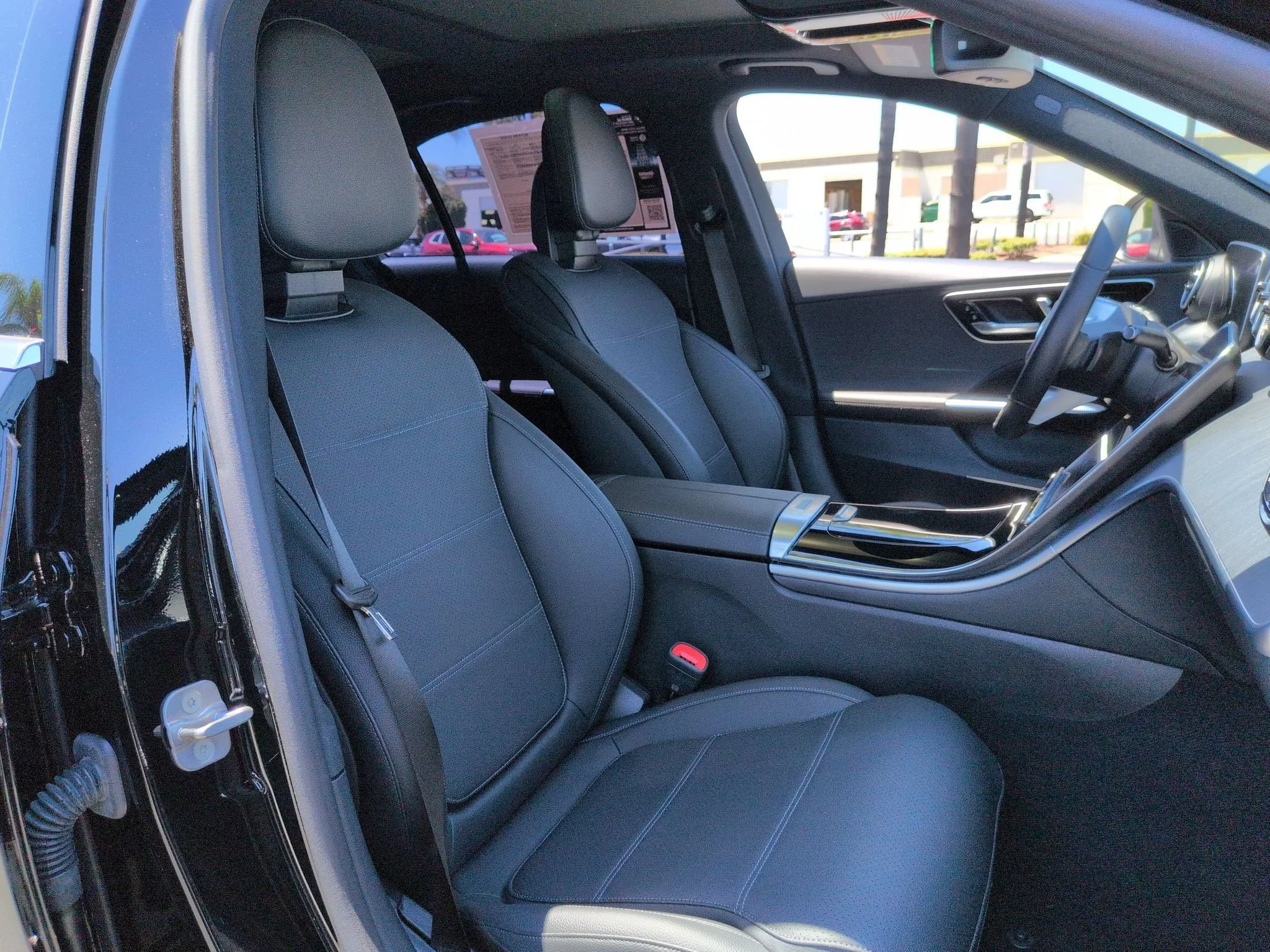 Used 2025 BLACK Mercedes-Benz C300 image 30