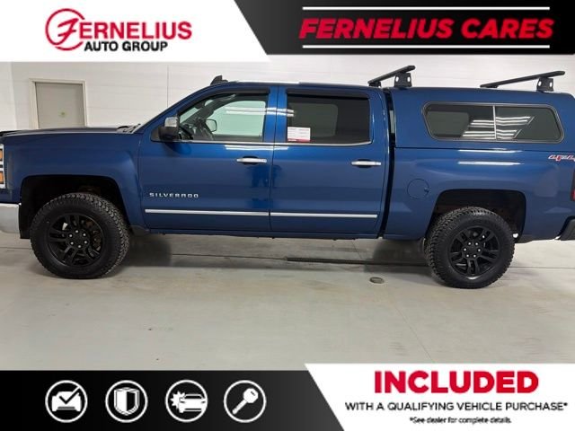 Used 2015 Blue Chevrolet LTZ image 4