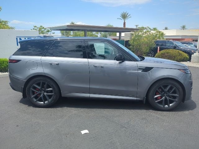 Used 2024 Eiger Gray Metallic Land Rover Dynamic SE image 4